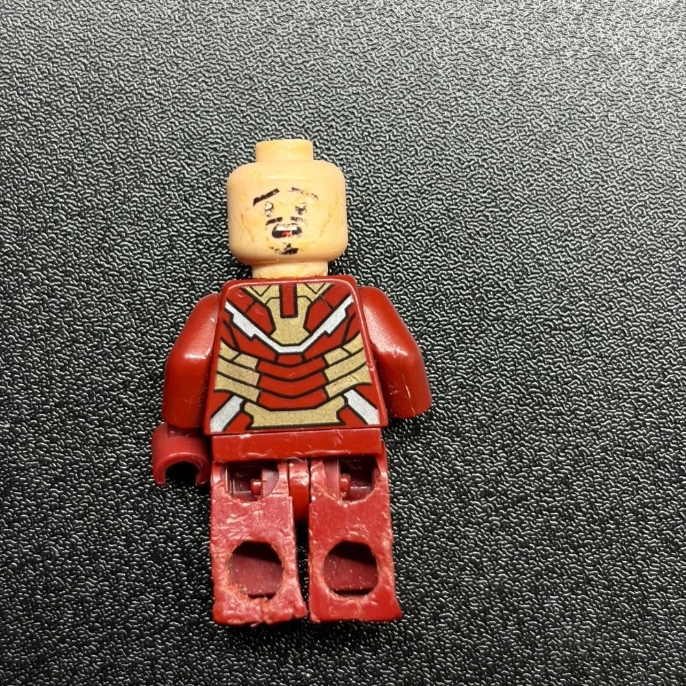 Lot of Lego Marvel, TMNT, Castle, and Gravity games minifigures some are parts